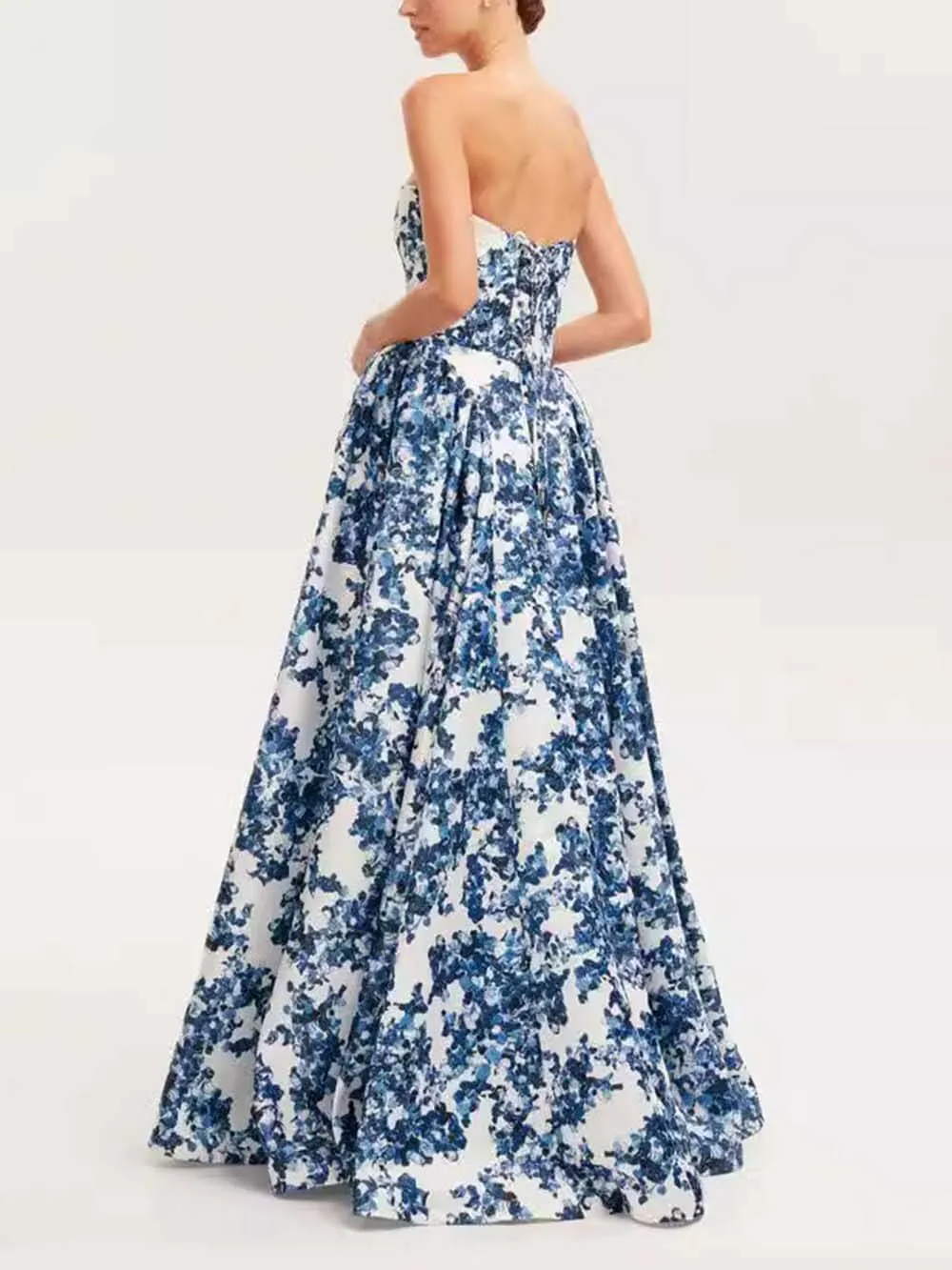 Aitana | Erlesenes Blumenkleid