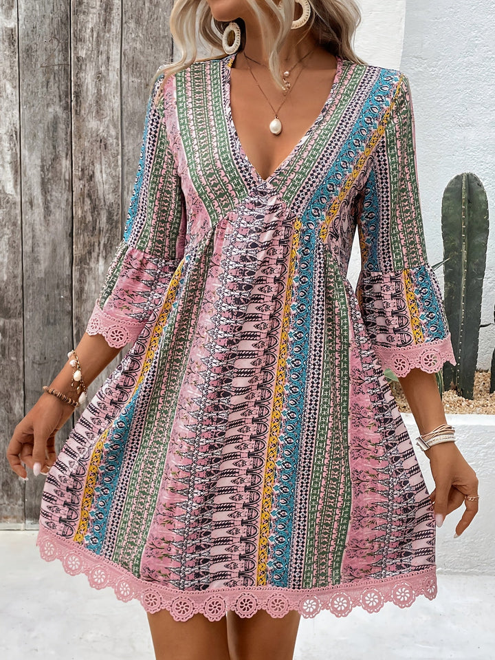 Sofie | V-Ausschnitt-Kleid mit Spitzendetail