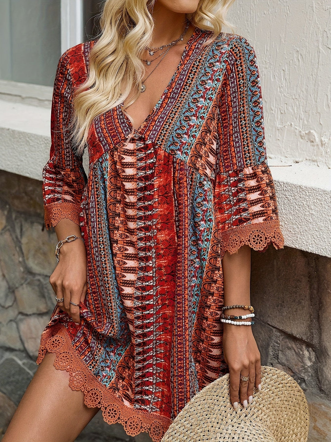 Sofie | V-Ausschnitt-Kleid mit Spitzendetail